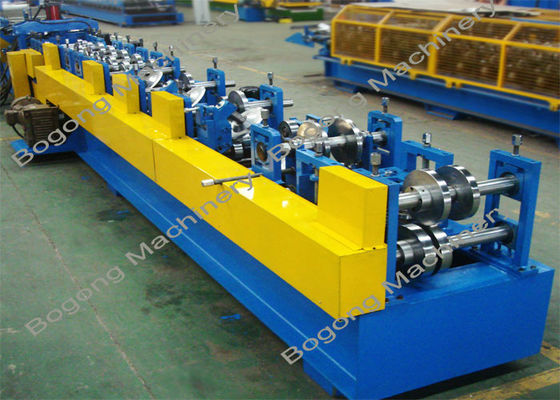 Steel C / Z Purlin Roll Forming Machine Automatic Type With PLC Display